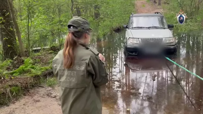 Автомобиль, в салоне которого нашли тела четырех мужчин