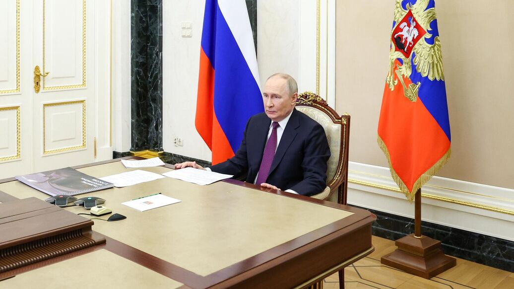 Путин спросил министра сельского хозяйства о стабилизации цен на продукты