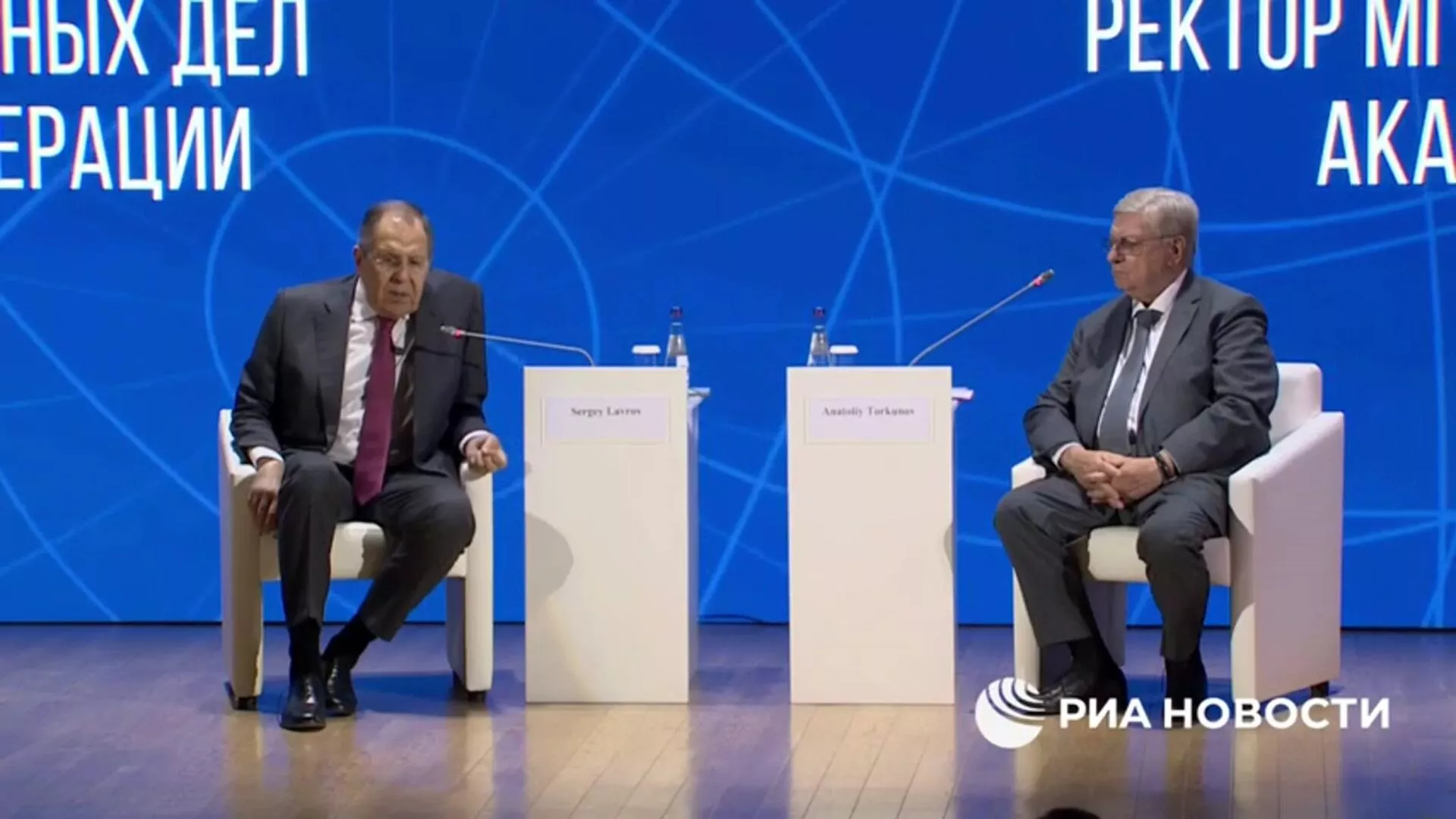 Лавров о легитимности Зеленского при подписании документов по украинскому урегулированию - РИА Новости, 1920, 23.05.2025