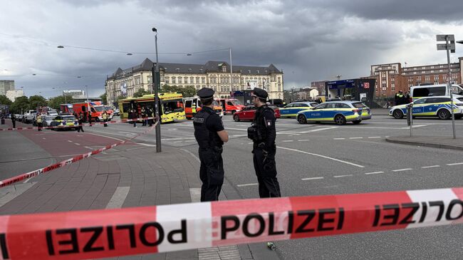 Экстренные службы на месте нападения на центральном вокзале Гамбурга