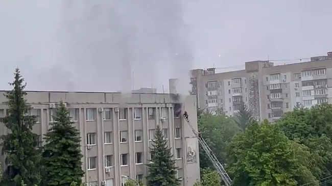 Пожар в здании военкомата в Виннице, Украина. Кадр видео из соцсетей