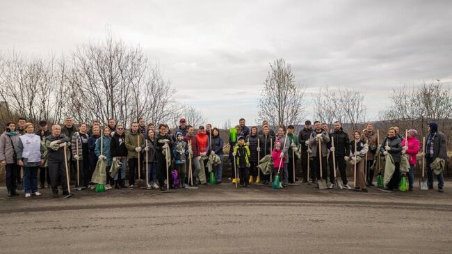 Участники субботника