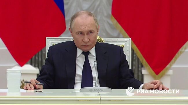 Путин пообещал зайти во Вкусно и точка