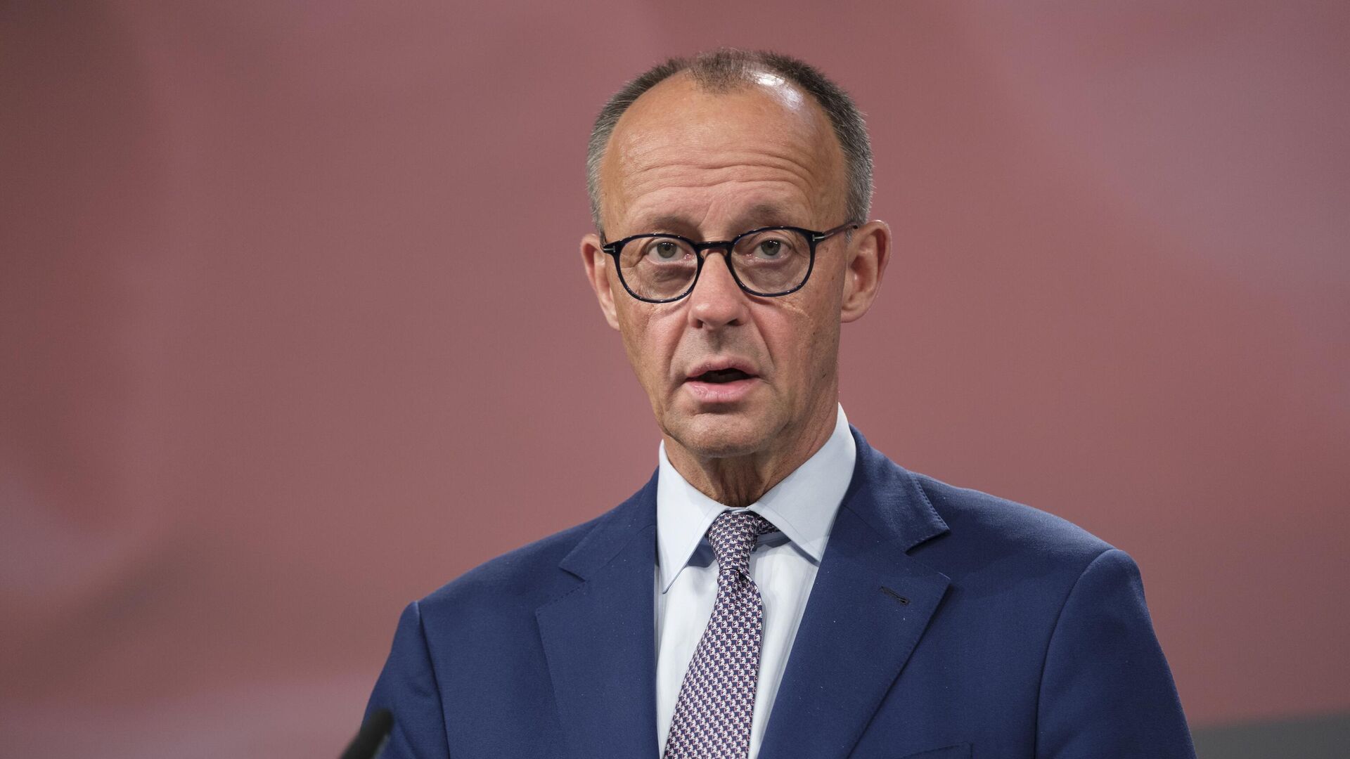 Мерц фактически подтвердил отправку дальнобойного оружия на Украину