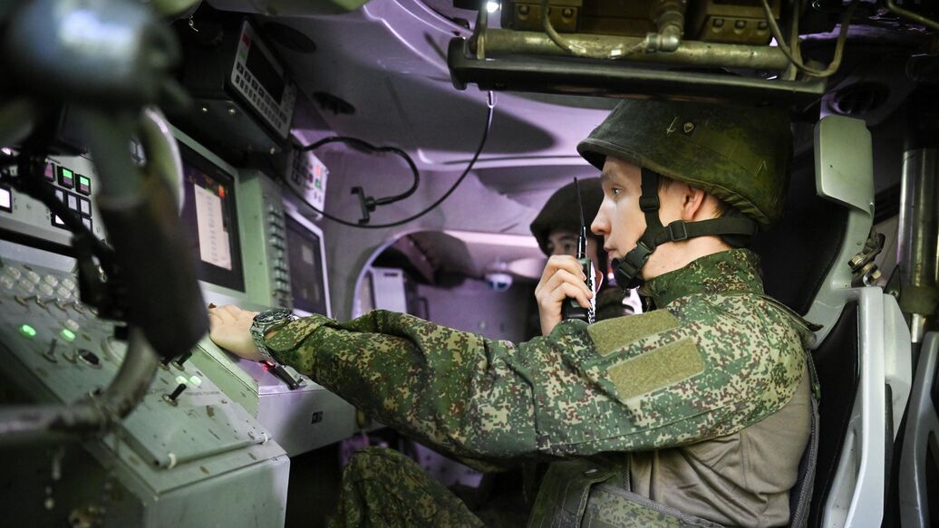 ПВО сбила 15 беспилотников, летевших на Москву