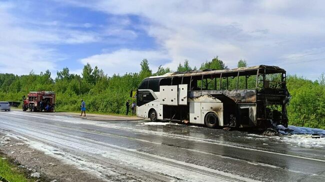 Место возгорания автобуса в Костромской области