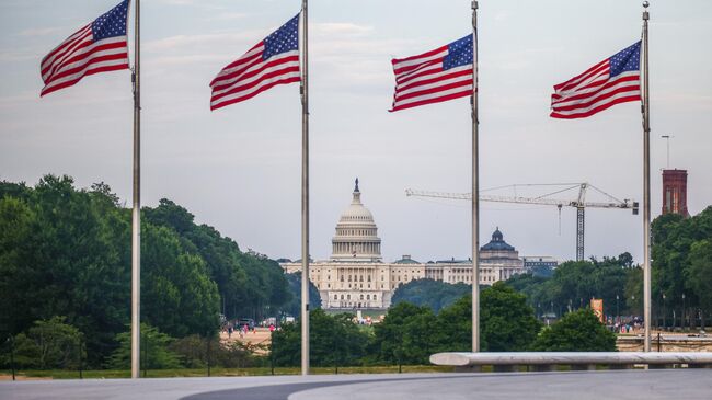 Вид на здание Капитолия США