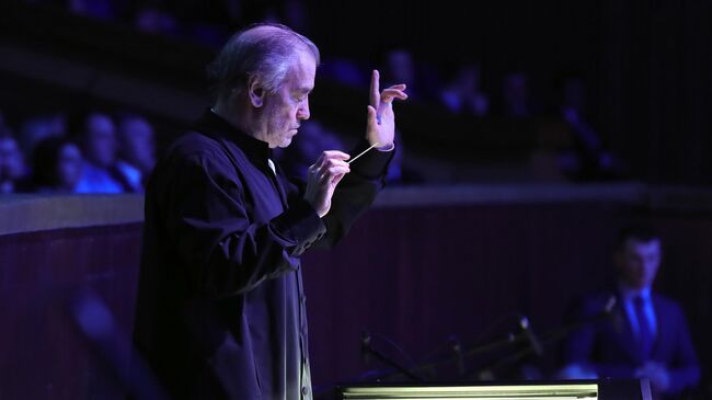 Дирижер симфонического оркестра Мариинского театра Валерий Гергиев