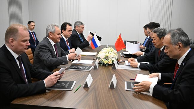 Сергей Шойгу и Чэнь Вэньцин во время встречи. 27 мая 2025