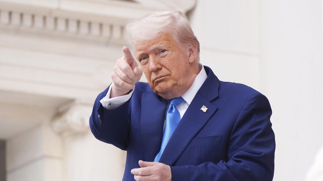 СМИ: Трамп пока воздержался от начала операции против Ирана