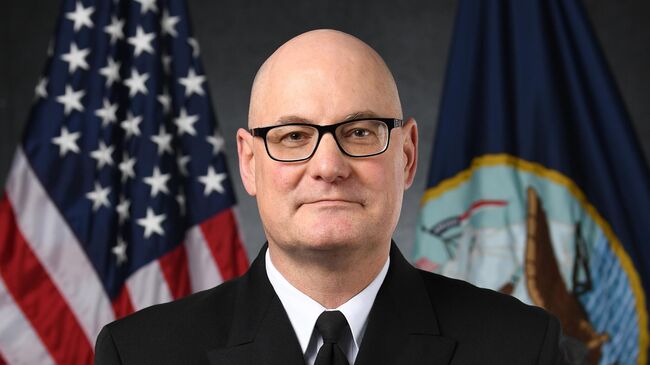 Глава программы ВМС США по беспилотным и малым боевым кораблям контр-адмирал Кевин Смит