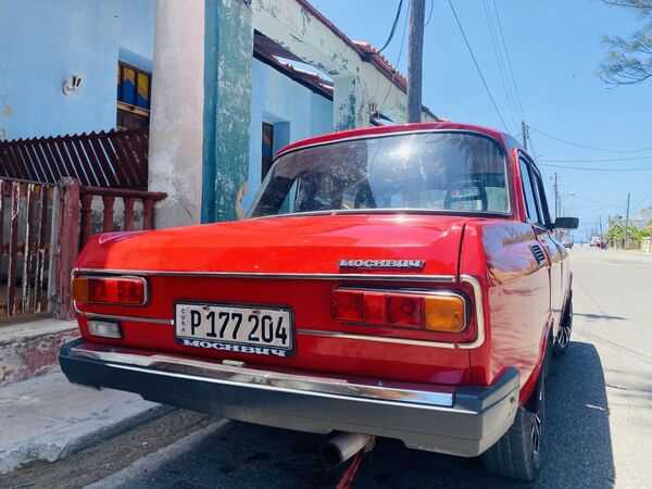 Москвич-2140 Москвич-2140