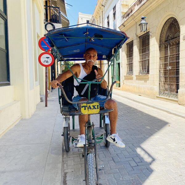 Местный житель Местный житель