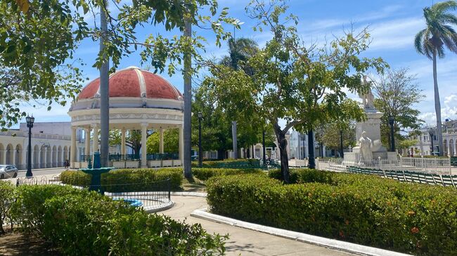 Парк Хосе Марти в Сьенфуэгосе Парк Хосе Марти в Сьенфуэгосе