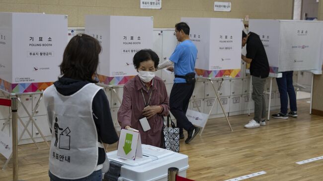 Досрочное голосование на выборах президента в Южной Корее