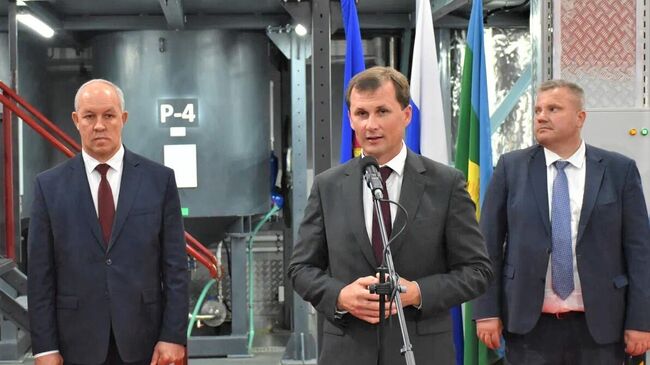 Вице-губернатор Краснодарского края Андрей Коробка на открытии завода по производству биоудобрений 