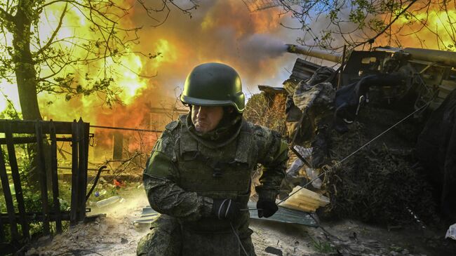 Боевая работа расчета пушки 2С5 Гиацинт-С