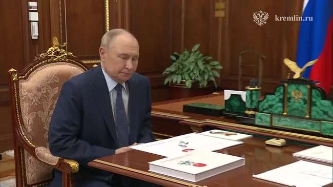 Путин встретился с руководителем фонда Круг добра протоиереем Александром Ткаченко