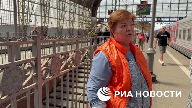 Женщина, прибывшая в Москву на резервном поезде №902 о том, как пассажиров подбросило в момент ЧП