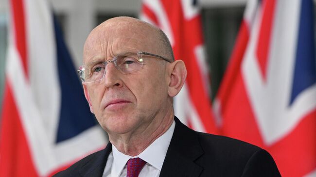 Глава Минобороны Соединенного Королевства Джон Хили Глава Минобороны Соединенного Королевства Джон Хили