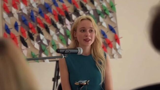 Мастер-класс по складыванию журавликов из бумаги, состоявшийся в Русском доме в Индонезии в честь Дня защиты детей