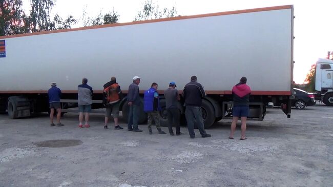 Видео массовых хищений железнодорожных грузов в Тверской области