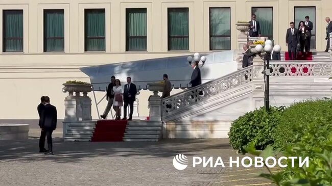 Выход Мединского к представителям СМИ по итогам переговоров