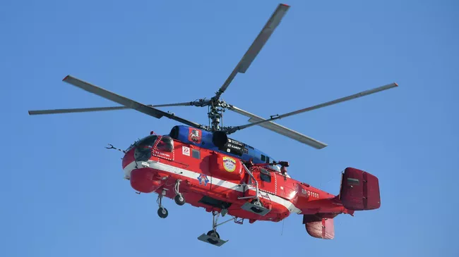 Тренировка спасателей с участием нового пожарного вертолета Ка-32А11ВС