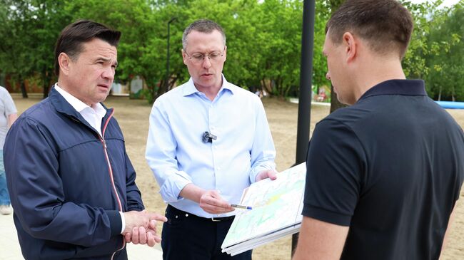 Губернатор Московской области Андрей Воробьев проверил ход работ в лесопарке в подмосковном Лыткарине