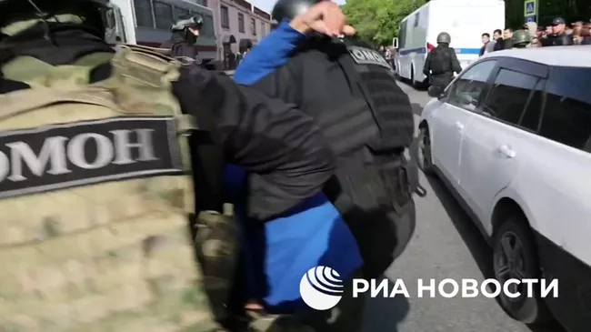 Рейд по выявлению нелегальных мигрантов в Петербурге