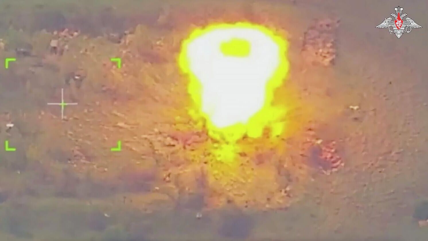 Расчет ОТРК Искандер-М точным попаданием уничтожил ЗРК IRIS-T в Днепропетровской области Расчет ОТРК Искандер-М точным попаданием уничтожил ЗРК IRIS-T в Днепропетровской области - РИА Новости, 1920, 19.08.2025