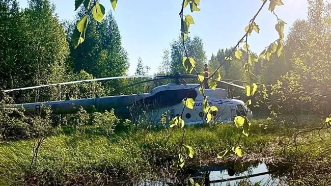 Ми-8 совершил вынужденную посадку в Парабельском районе Томской области