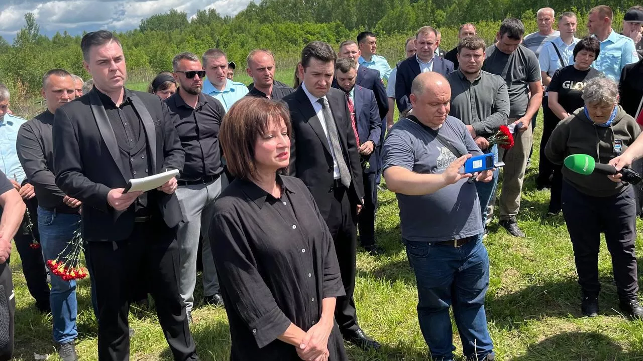 В Унече простились с машинистом Павлом Николаевичем Мишиным - РИА Новости, 1920, 04.06.2025