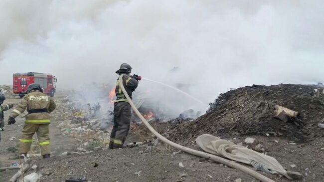 Ликвидация пожара на полигоне ТБО в Чите. 5 июня 2025