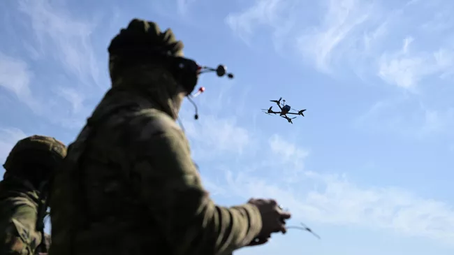 Операторы FPV-дронов 