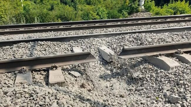 Место подрыва железнодорожного пути в Воронежской области