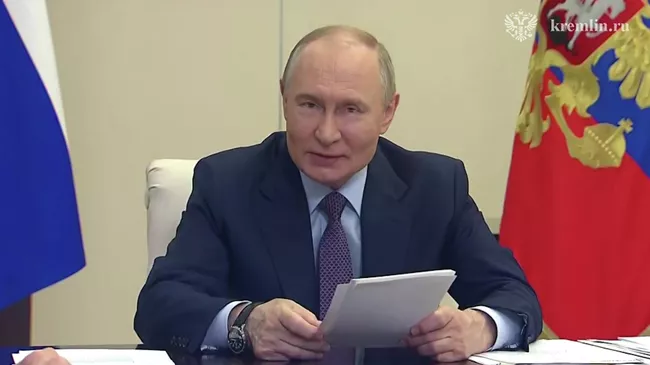 Путин о запуске программы Детская книжная карта