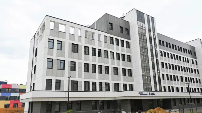 Четыре поликлиники готовятся к открытию в Московской области