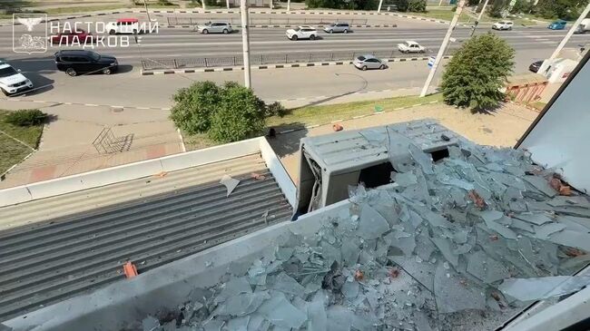 Здание суда в Белгороде, по которому ВСУ ударили беспилотником самолетного типа. Кадр видео Здание суда в Белгороде, по которому ВСУ ударили беспилотником самолетного типа. Кадр видео