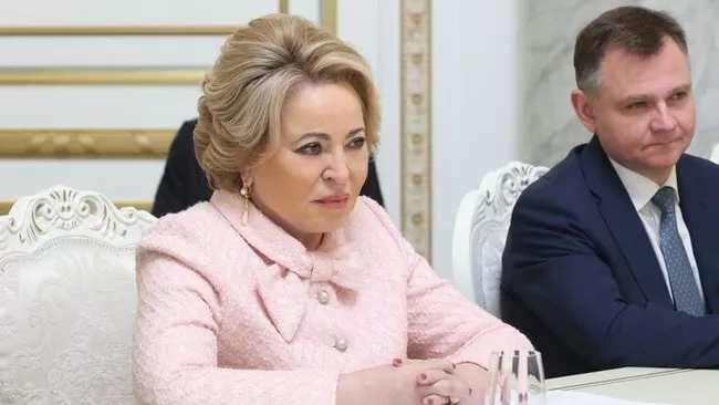 Председатель Совета федерации РФ Валентина Матвиенко на встрече с премьер-министром Республики Армения Николом Пашиняном