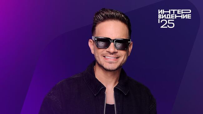 Певец, композитор и продюсер Омар Аседо