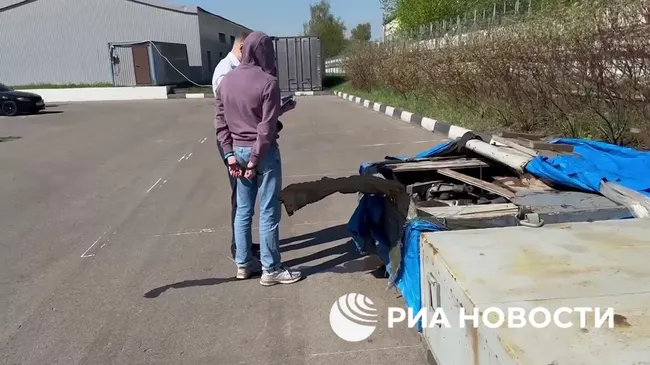 Запчасти к вертолетам Ми-8 и Ми-17, которые контрабандисты пытались вывезти за рубеж