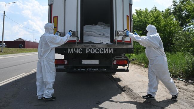 Россия передала Украине 6060 тел погибших военных ВСУ, заявил Мединский