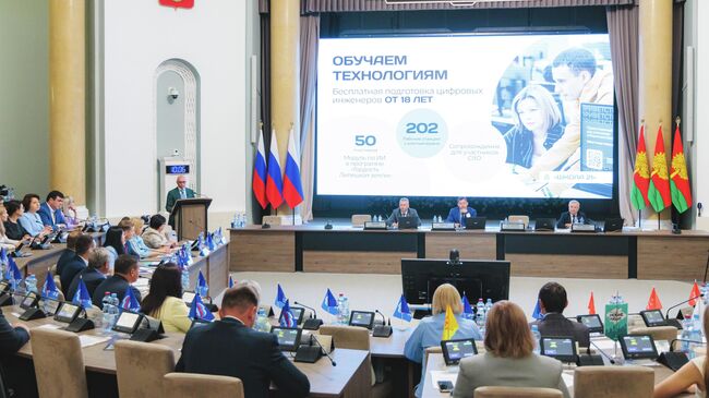 Депутаты липецкого облсовета принимают отчет губернатора