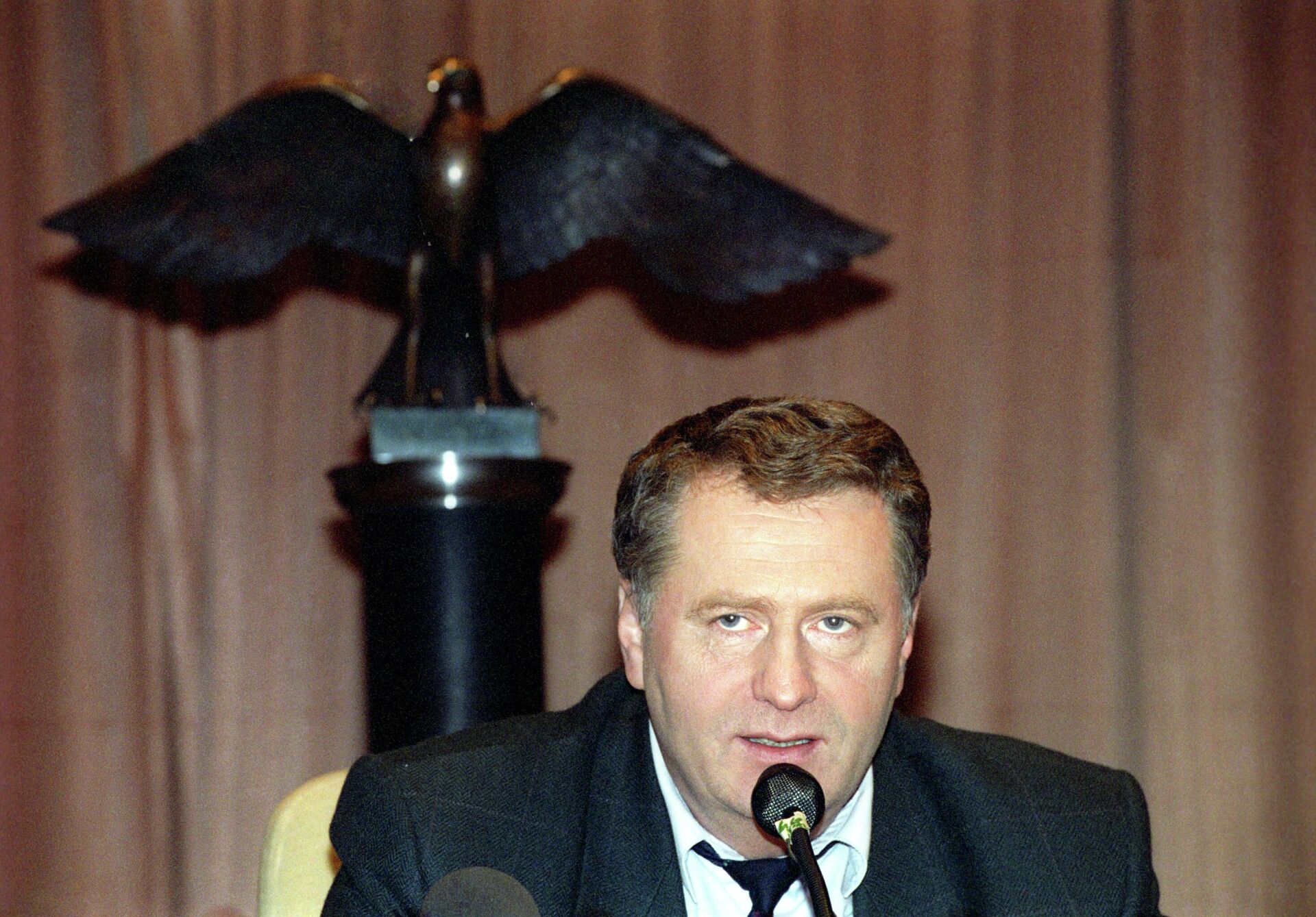 Владимир Вольфович Жириновский, лидер Либерально-демократической партии России на пресс-конференции в Государственной Думе РФ - РИА Новости, 1920, 29.10.2025