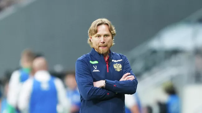 Валерий Карпин