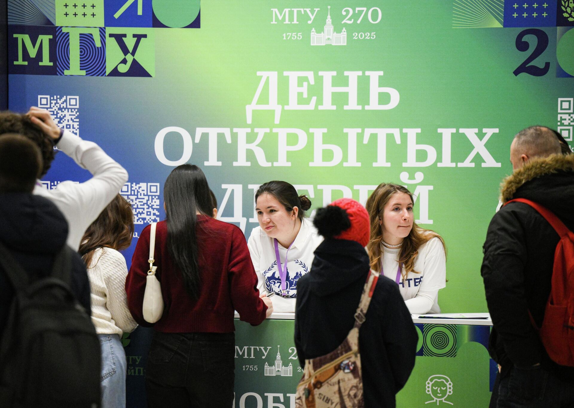 День открытых дверей в главном здании МГУ на Ленинских горах в рамках юбилейного для Московского университета 2025 года - РИА Новости, 1920, 11.06.2025