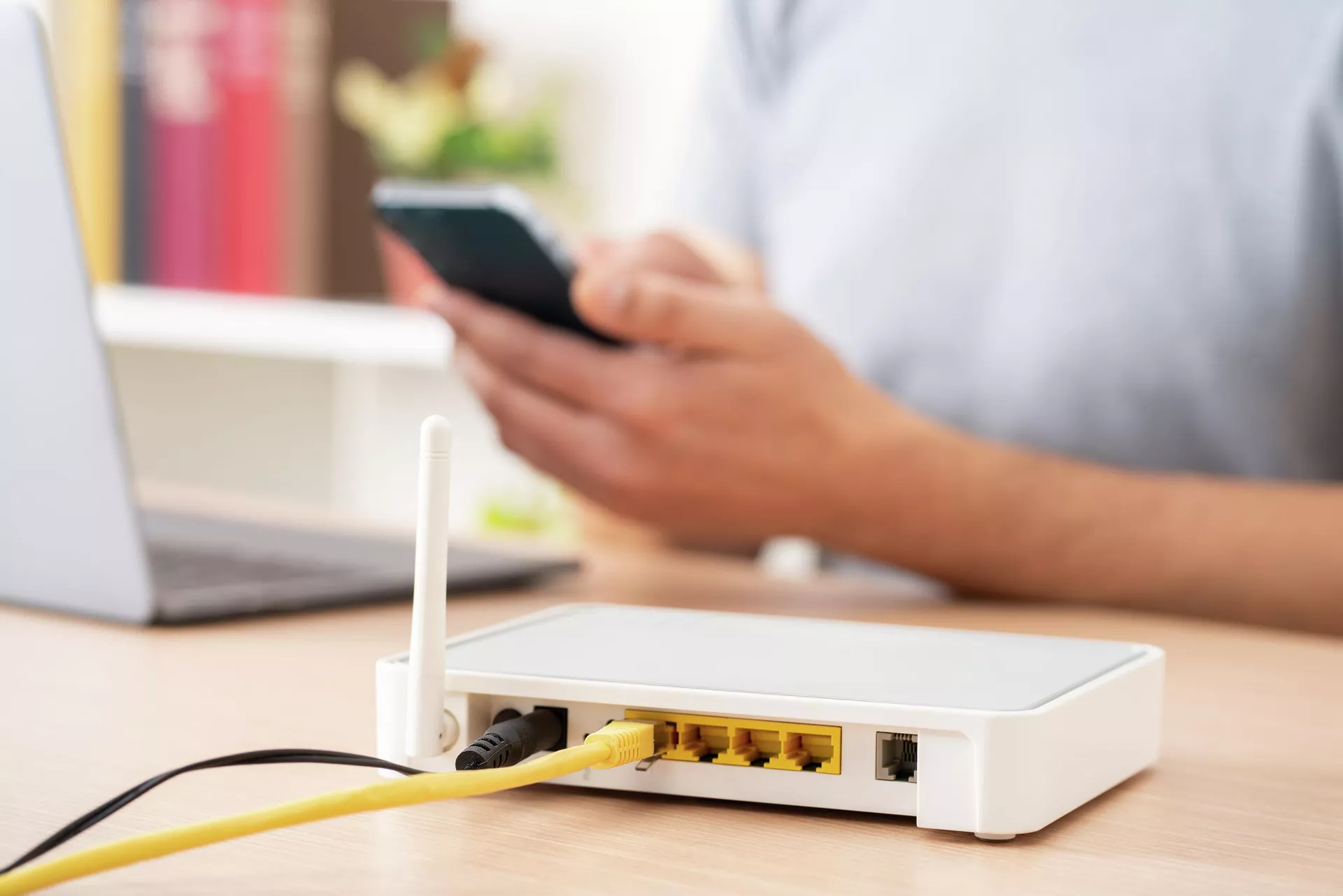 Домашний Wi-Fi роутер Домашний Wi-Fi роутер - РИА Новости, 1920, 11.06.2025