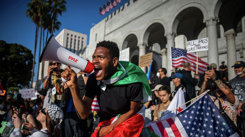 Протесты против миграционной политики в США