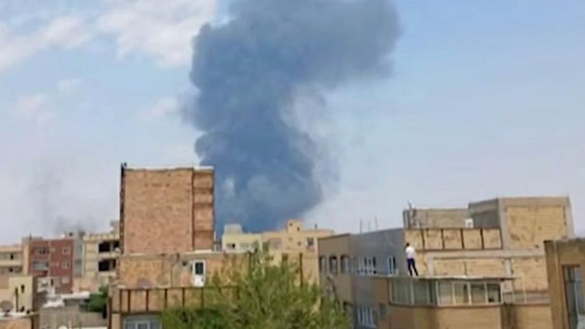 Взрыв в аэропорту иранского Тебриза Взрыв в аэропорту иранского Тебриза - РИА Новости, 1920, 13.06.2025